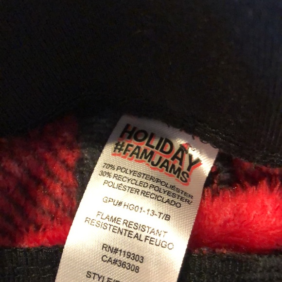 Holiday Christmas 🎄 Clothing. Bundle of 2 Sweaters and pajamas - Picture 11 of 17